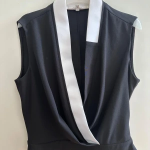 Carven topp - Använd en gång. Fransk storlek 42