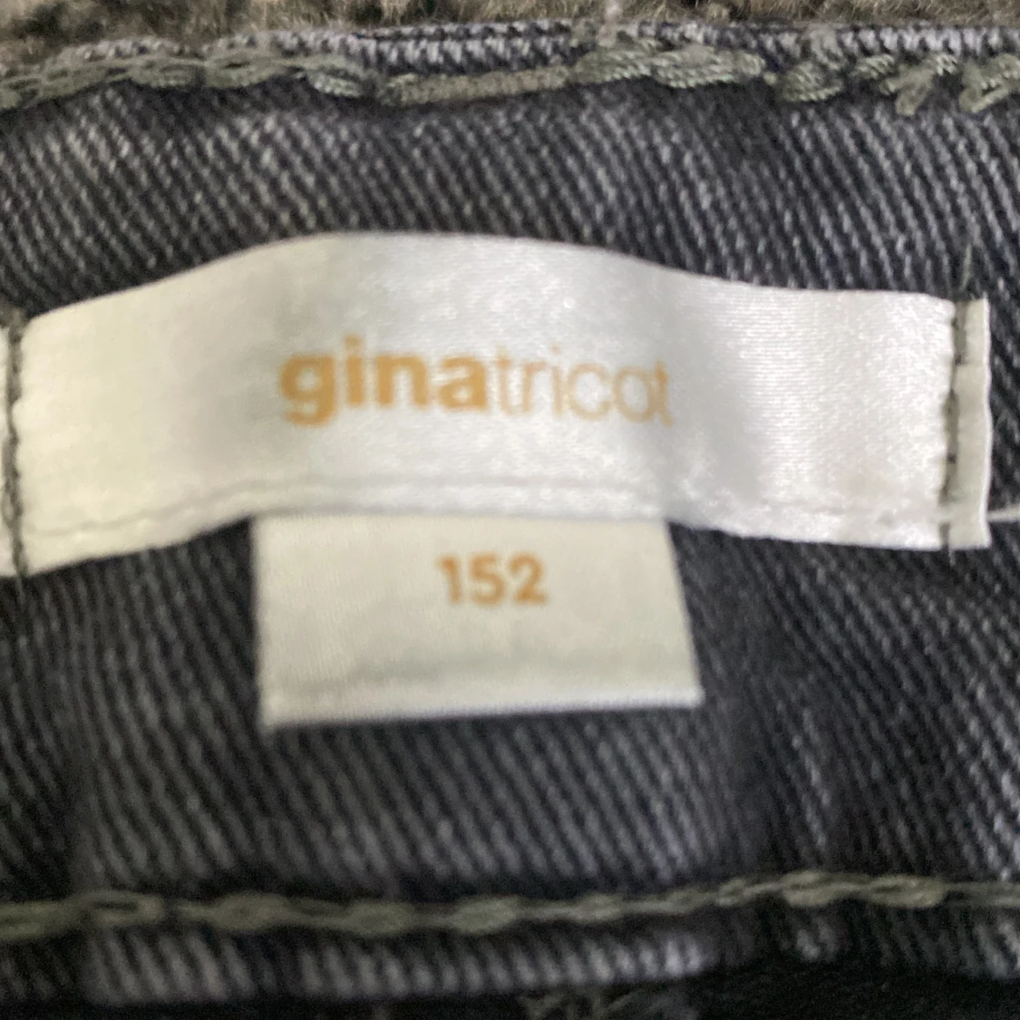 Jeans ifrån gina  - 90