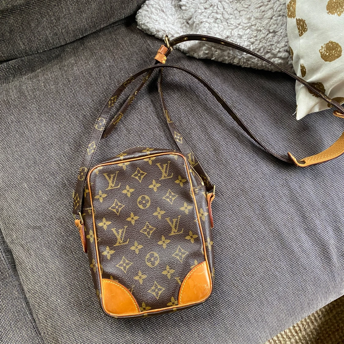 Louis Vuitton Danube - 90