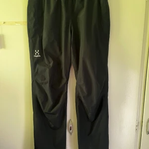 Haglöfs byxor strl.M - Nya fina Haglöfs byxor i strl M  