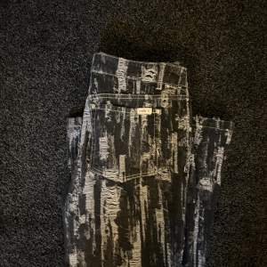 Bootcut jeans från märket Milk It. Aldrig använda. Köpt för ca 1000 kr. 