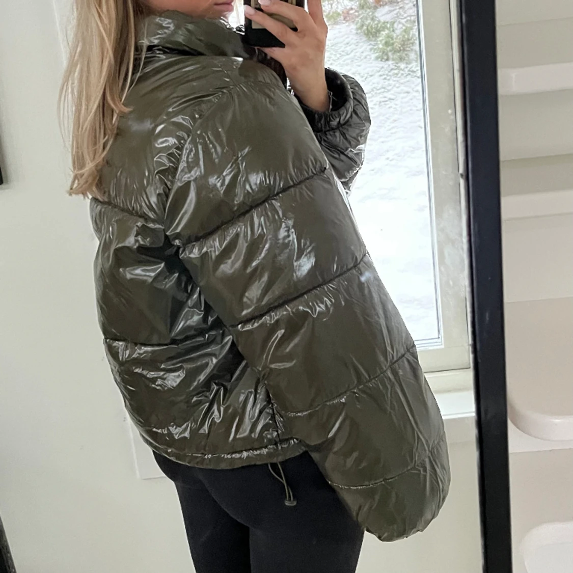 Glansig jacka från NA-KD - 91