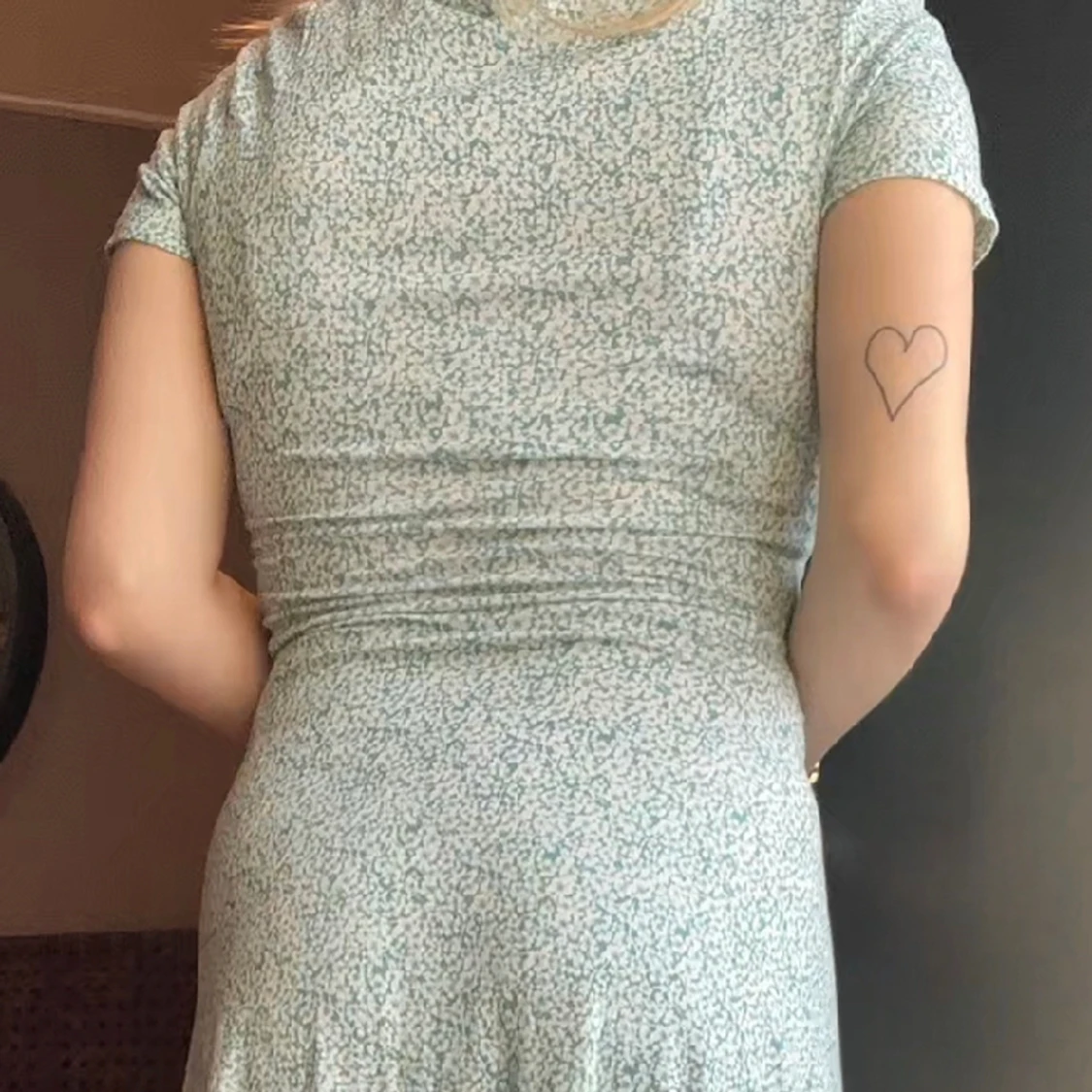 Blommig klänning  - 91