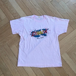 Vintage 80 tal tröja - Vintage ros jättefin screenstars t shirt made in usa single stitch, sitter mer som en Medium