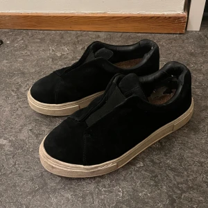 Eytys skor - Ett par härliga eytys skor modell doja so cond 7/10 nypris 2000kr Box medföljer Mvh stoney  