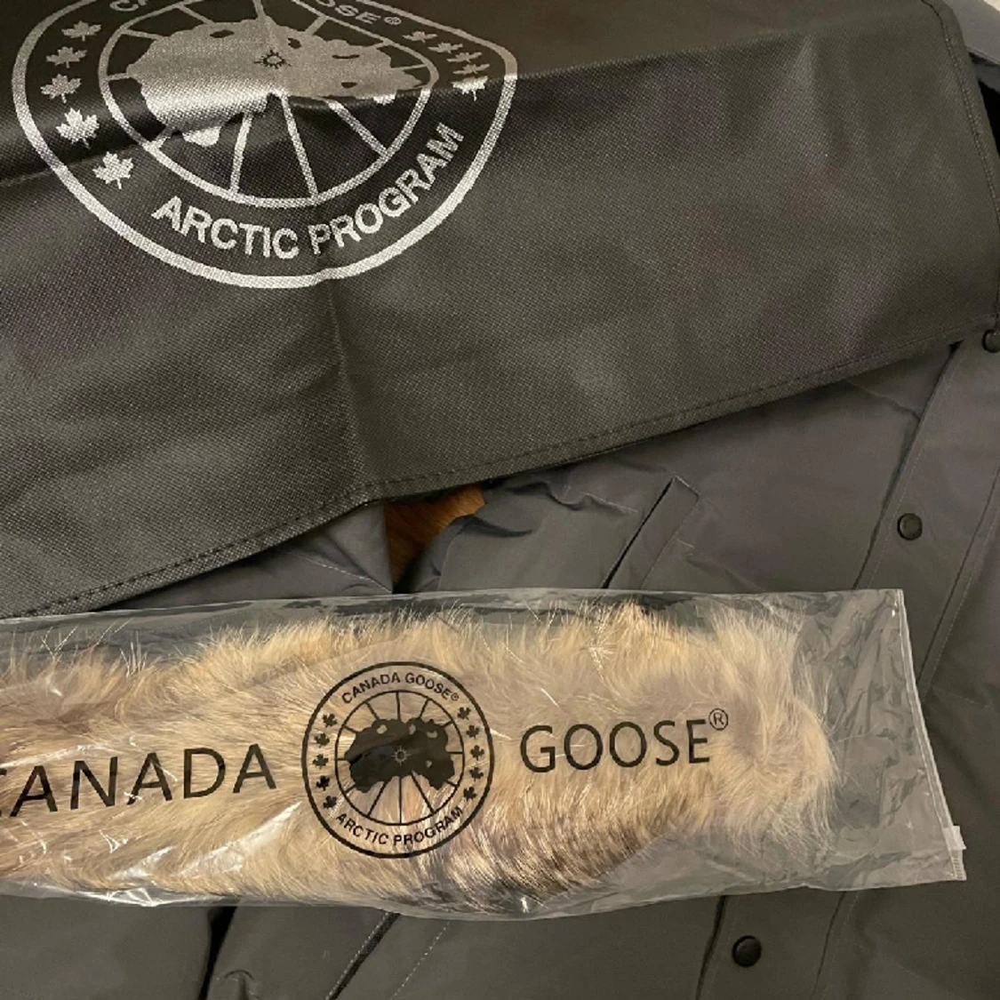 Canada goose jacka  - 91