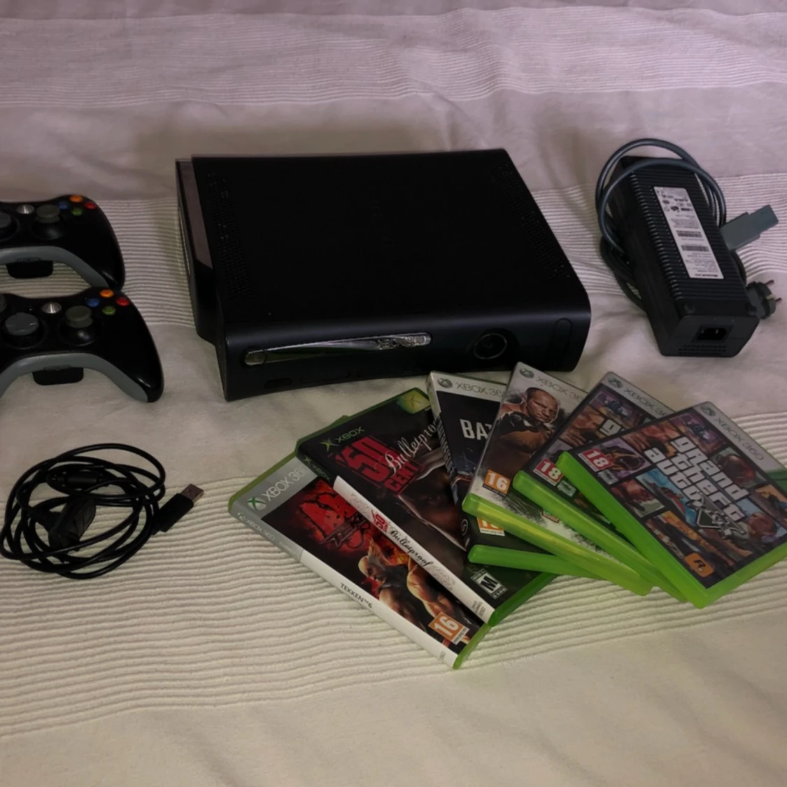XBOX 360 / 120GB HDD