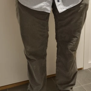 Rutiga gråa byxor!  - Fina rutiga byxor till herrar! I bra skick och pris kan diskuteras! 😁🌸