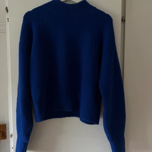 Stickad tröja - Stickad tröja💗