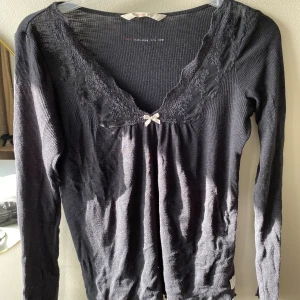 Odd Molly tröja svart - Säljer min odd Molly tröja i nyskick❣️