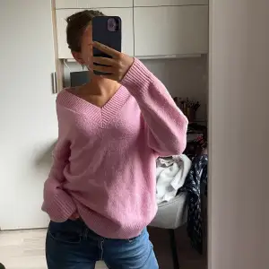 Säljer min rosa stickade tröja från mango❤️fint skick