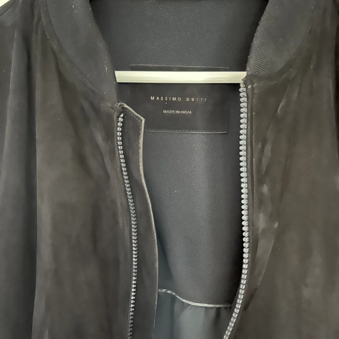 Bomberjacka i skinn/mocka från Whyred - 90