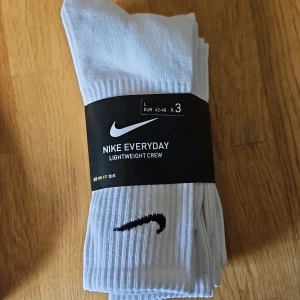 Nike strumpor  - 3 par vita