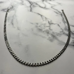 Herr kedja Stainless steel  - Herr kedja i rostfritt stål kommer inte rosta eller färga av sig. Skriv för fler bilder/frågor