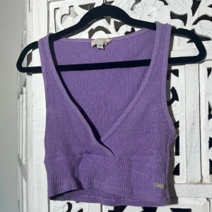 Lila topp - Söt lila croptop!💜