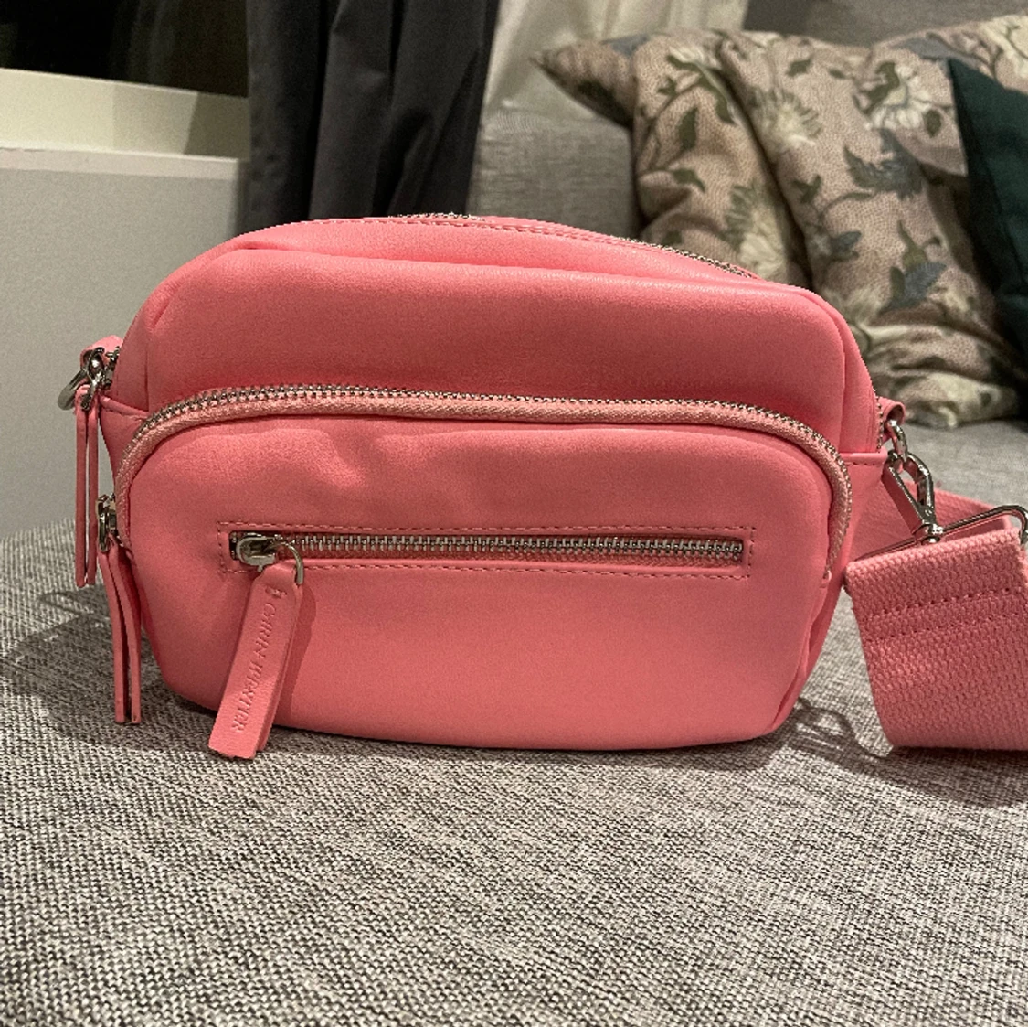 Rosa Handväska Carin Wester  - 90