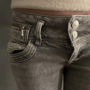 Sjukt snygga Ltb jeans som vi sytt om till bootcut!!🙌🏼🙌🏼