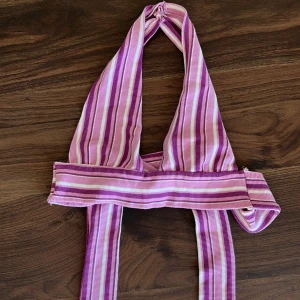 Top med band man knyter i ryggen - Aldrig använd 🤍