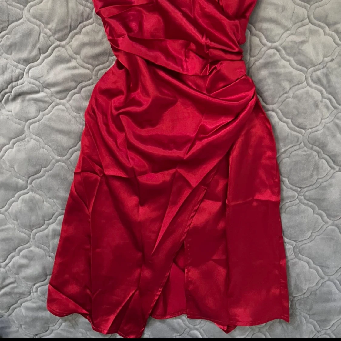 Röd klänning  - 90