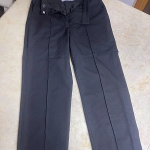 Kostymbyxor  - Ingen användning som ny