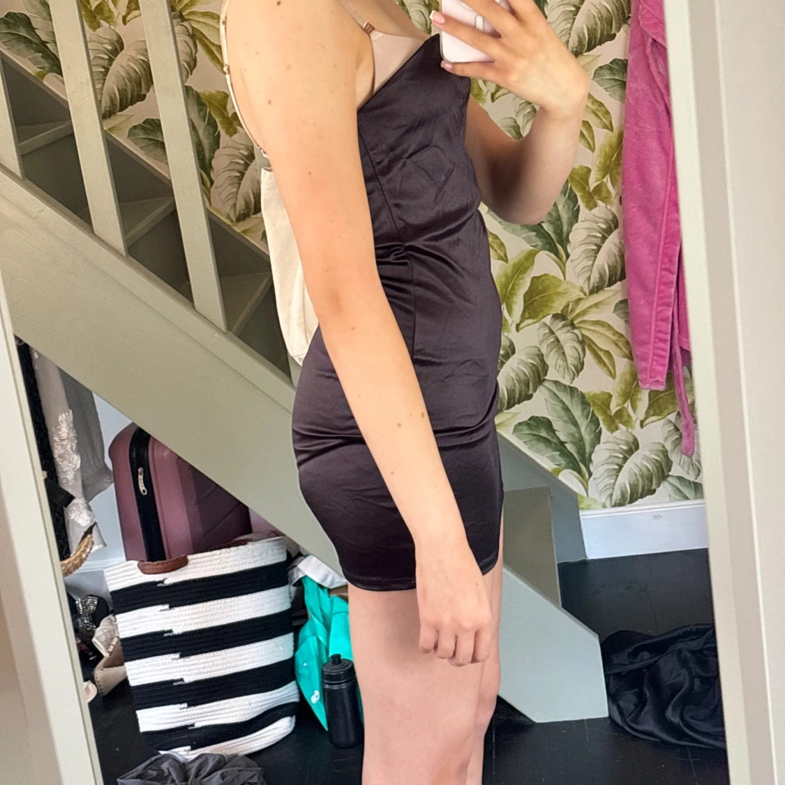 Svart klänning - 90