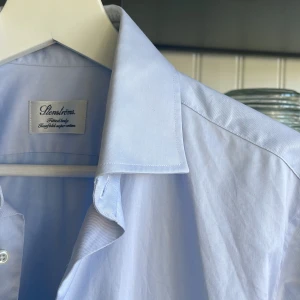 Stenströms skjorta  - Stenströms skjorta i mycket bra skick använd en gång. Kostar 2000kr ny😁 hör av er vid frågetecken