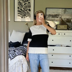 Randig tröja  - Lite Tjockare tröja/ ”t-shirt”. 