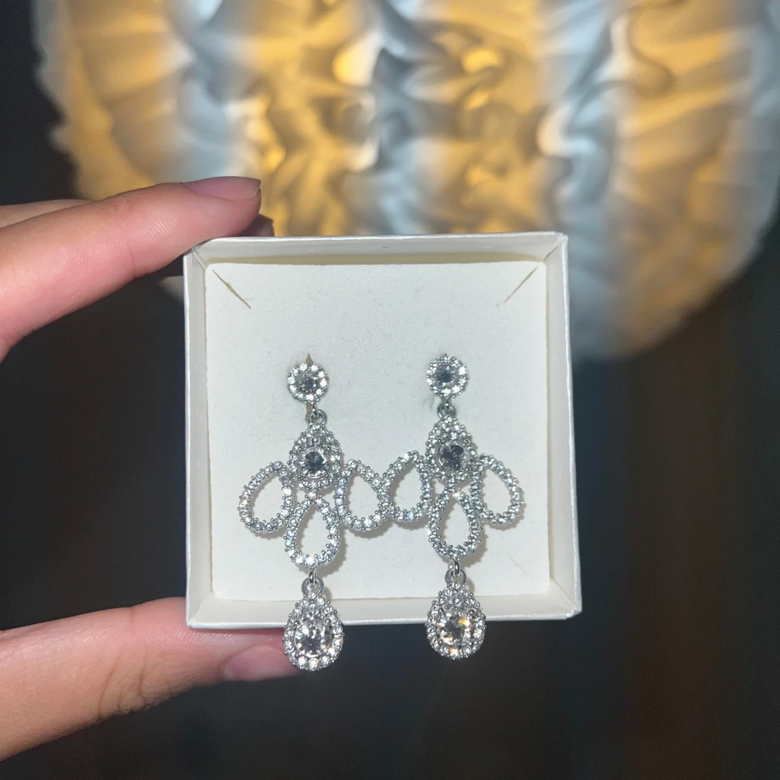 Lily and rose örhängen silver  - 91