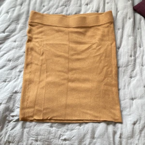 Kjol - Kjol från vero moda