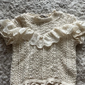 Virkad topp! - Jätte gullig virkad topp från zara! 💕