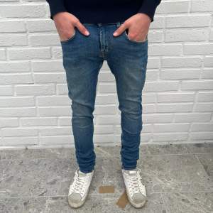Tiger Of Sweden slim jeans || Nyskick, knappt användna || Passar 170-179 cm || Skriv vid minsta fundering! Mvh, CH 