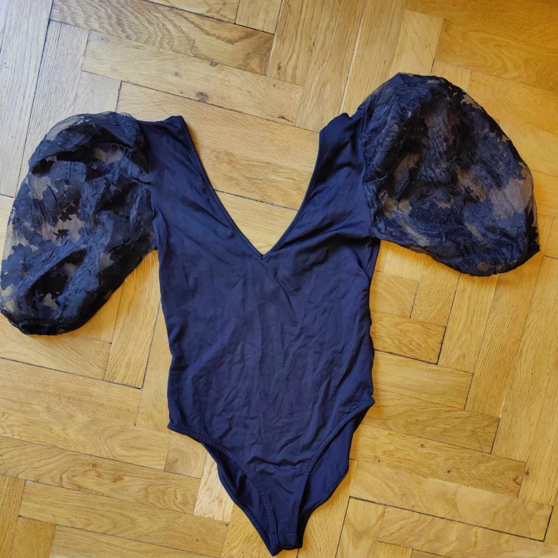 Puffärmad festtopp/body  - 90