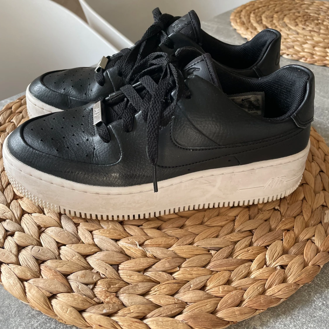 Nike Air Force 1 sage low