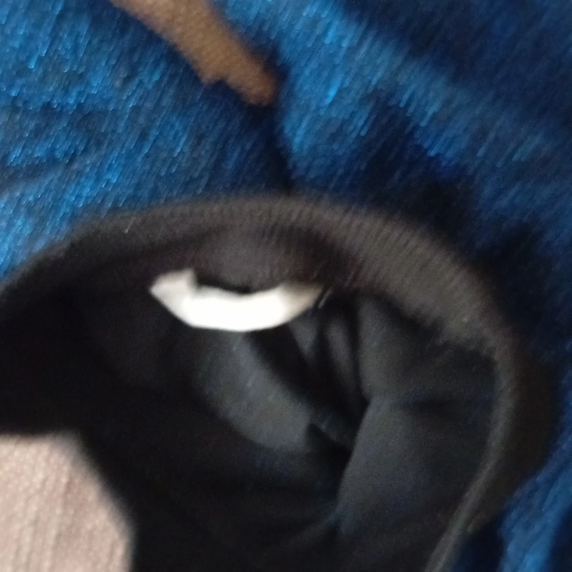 Glittrig blå kläning - 93