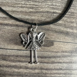 Halsband  - Nytt ängel halsband 