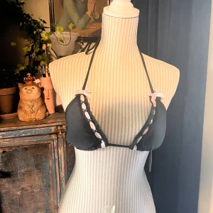 Helt ny bikini topp  - Topp jag fick hem idag från märket MUSERA! Super fin och bra kvalitet men tyvärr alldeles för liten för min byst😭