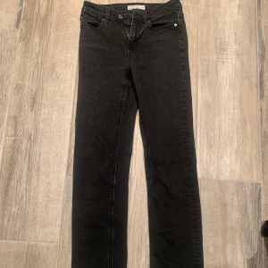 Straight jeans - I jättebra skick!