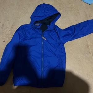 Tommy Hilfiger - Riktigt bra kvalité, använd en gång S Funkar M Kan bli tajt Kan diskutera med priset