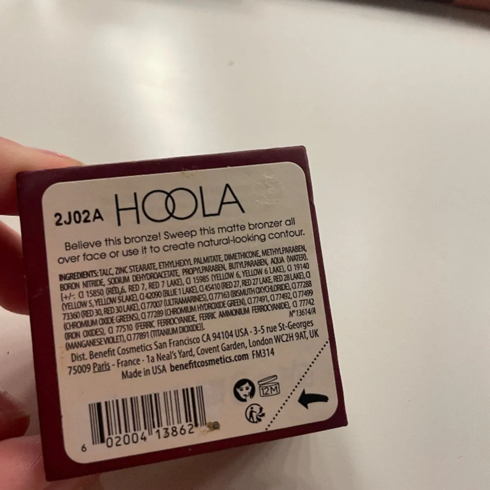 Super fin bronzer som är lätt att arbeta med, ger fint resultat. Inte använd mycket alls. Den har bra pigment men inte för mycket. Köptes i april 2023. Skönhet.