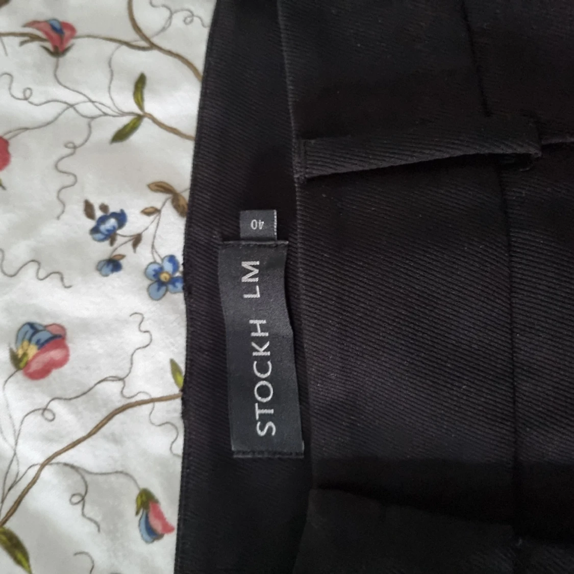 Svarta kostymbyxor - 91