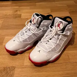 Helt nya Jordans, oanvända från Nike Butik. ÄKTA