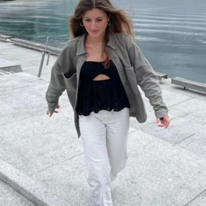 Svart sommar topp - Bra skick! Är jättefin till sommaren💕väldigt stretchig🤍