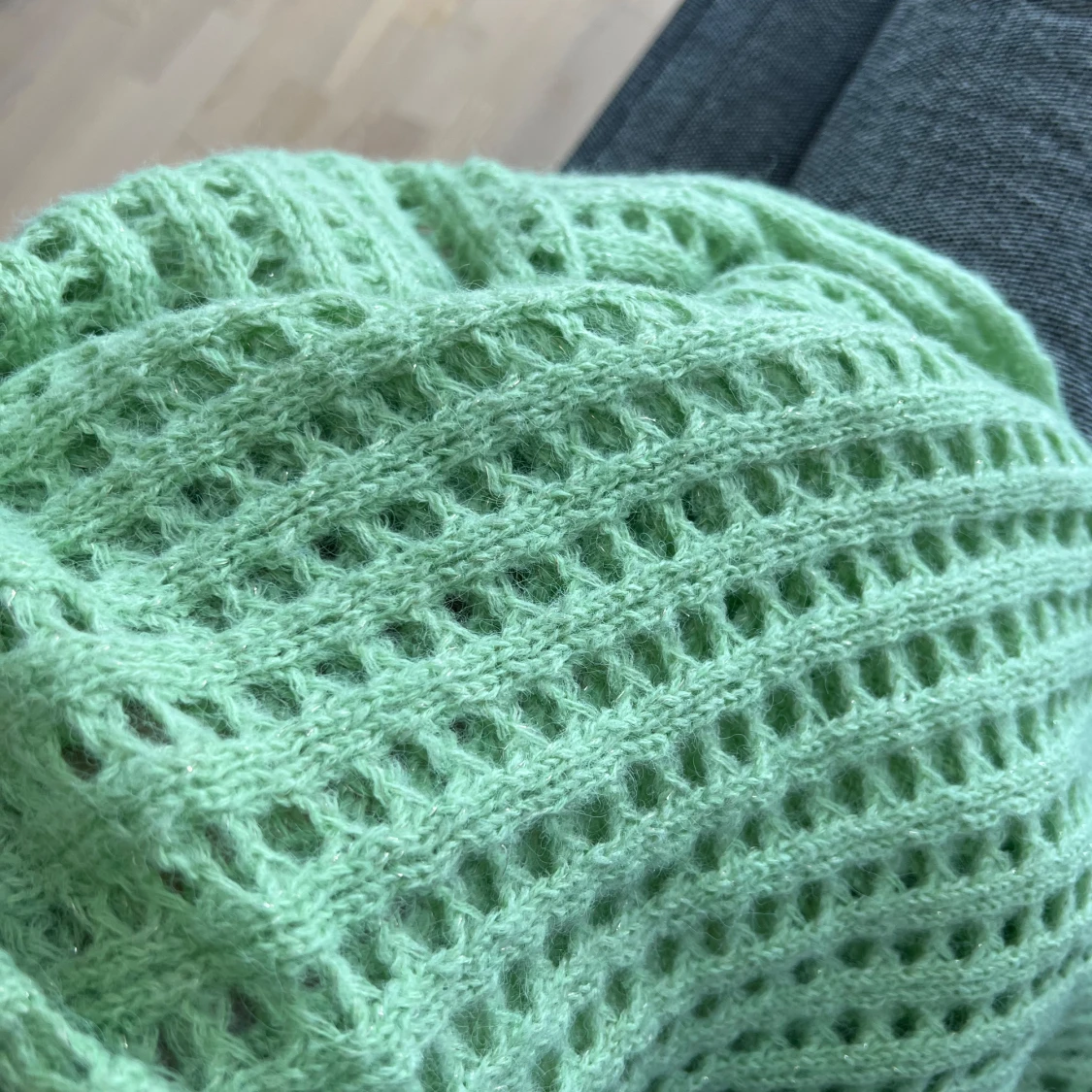 Mintgrön stickad tröja  - 90