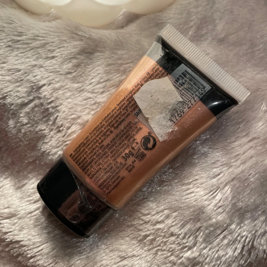 Technic Prism unicorn Highlighting cream. Highlighter - 90