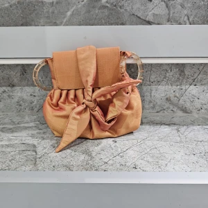 Väska  - Oanvänd väska