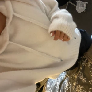 Stickad hoodie - Super skön stickad hoodie från hm