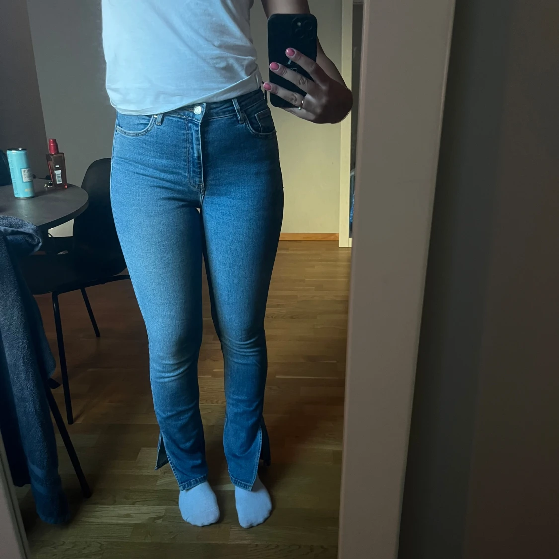 Jeans med slits