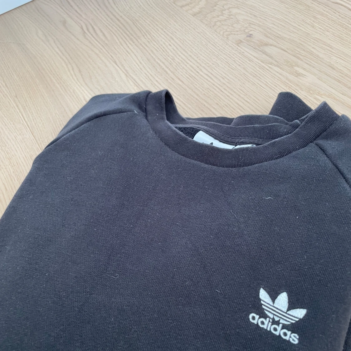 Adidas sweatshirt  - 91