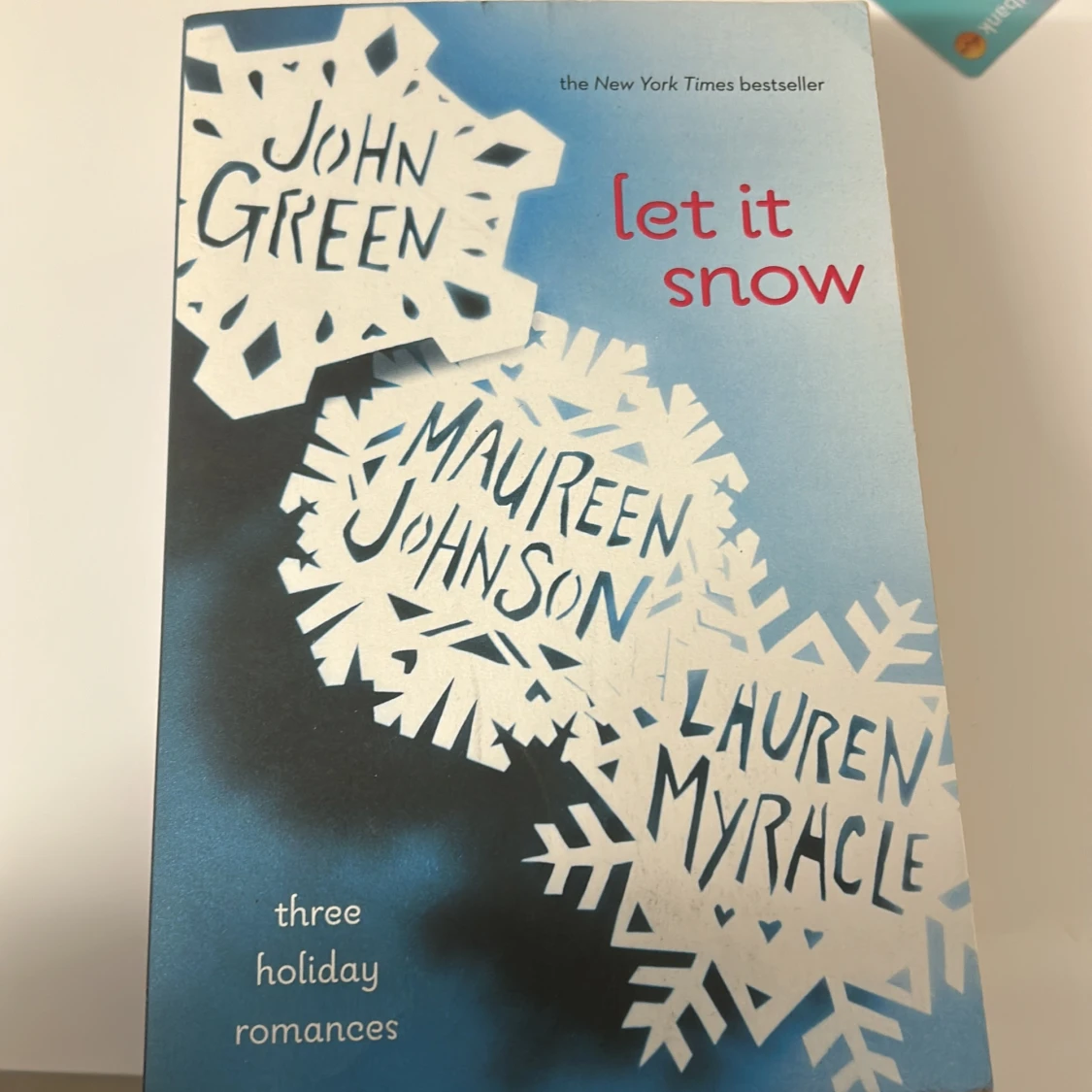 Let it snow, paper towns och the fault in our stars av John Green - 90