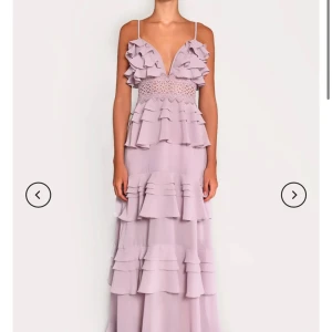 True decadence klänning  - Säljer nu min superfina balklänning från true decadence i storlek xs, använd endast en gång. Köpt för 1900kr!!💕💕